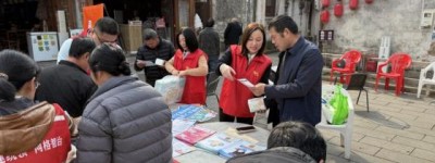 平安产险兰溪支公司：以温情服务助老年人跨越“数字鸿沟”，用金融担当提升消费品质