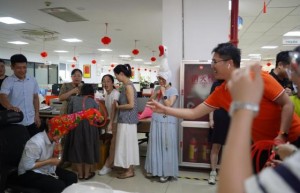 花好月圆 欢聚中秋——平安产险金华中心支公司开展中秋主题游园会