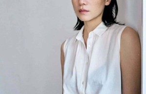 宋佳的大女主穿搭，将攻气与性感演绎到入神！
