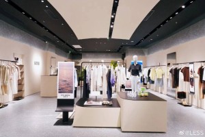 逛江南布衣，被班味儿呛到