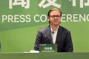 放走古加！恩科洛洛贾非凡都是水货！北京国安引援太差劲