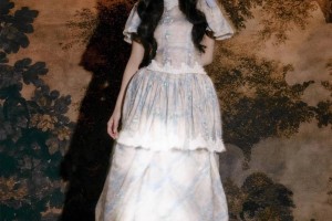 Angela baby换了“韩国妆造”差点没认出！3套穿搭风格大变韩味浓