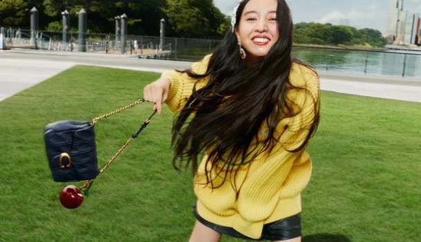 轻奢不行了？不，Coach第二财季中国市场大涨34%