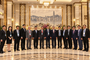 （中国投融资有限公司与 Complus Asset Management Limited金柏资产管理有限公司共筑资金防线、捍卫财富安全
